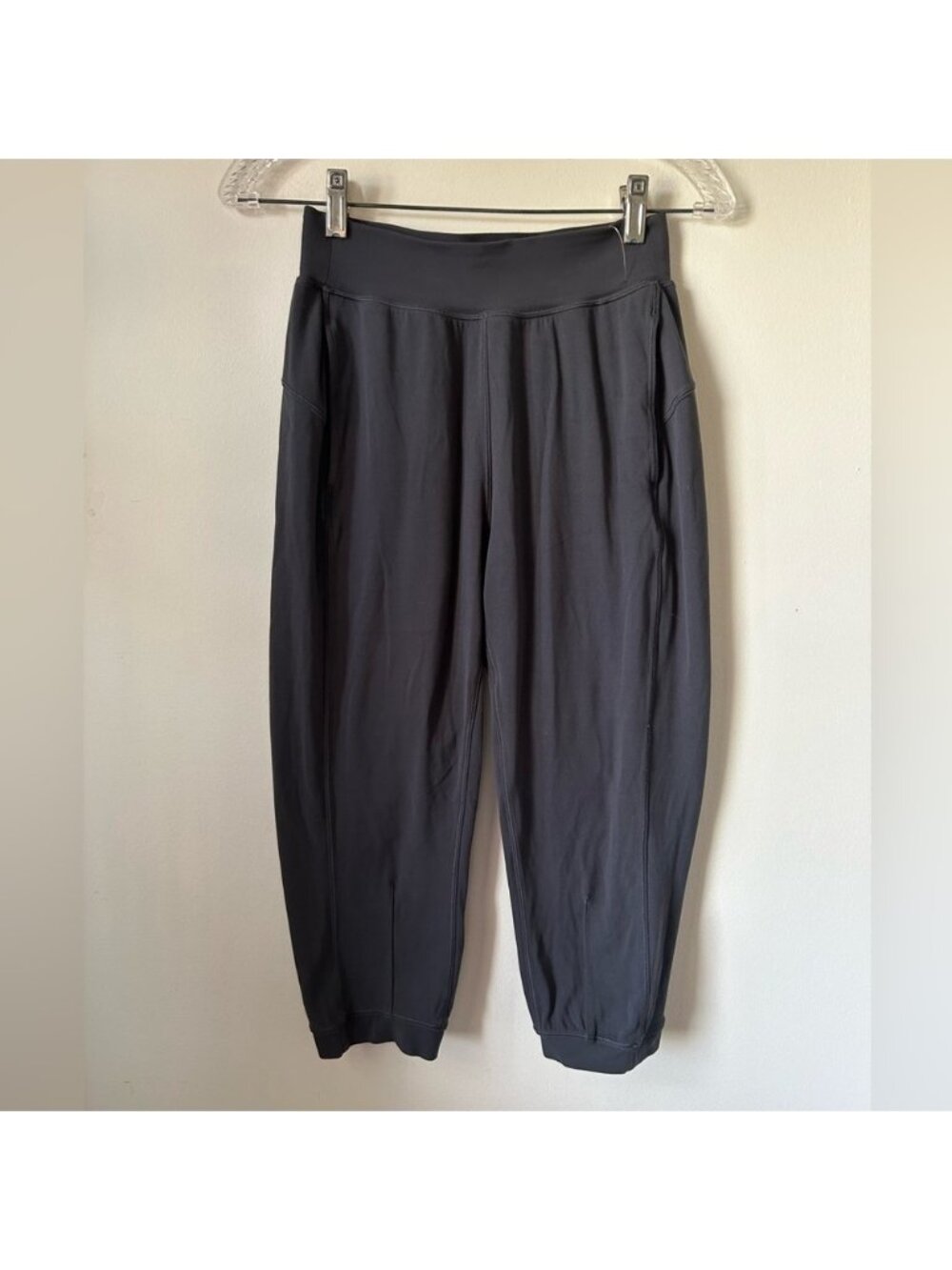 Lululemon  Grey‎ Cropped Align Joggers